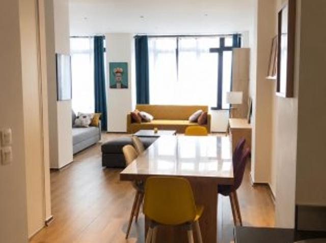 Location Appartement 2 pièces 64 m2 Paris 19ème