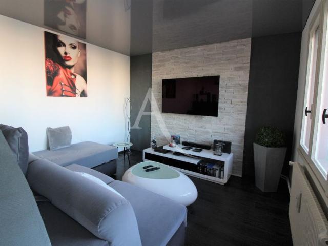 Location Appartement 2 pièces 64m²