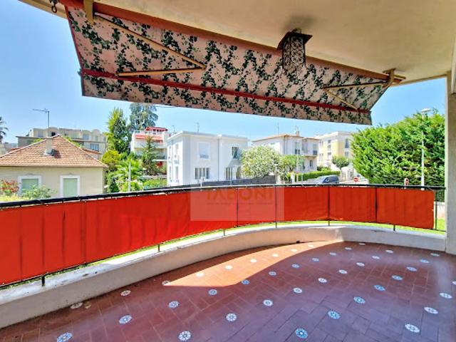Location Appartement 2 pièces 65.84 m2 Nice