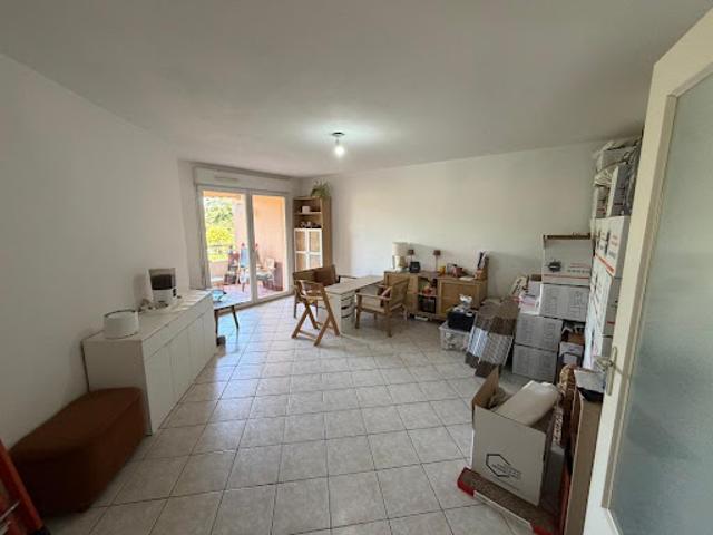 Location Appartement 2 pièces 65.94 m2 La Seyne sur Mer