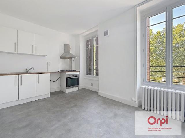 Location Appartement 2 pièces 65.13 m2 Montluçon
