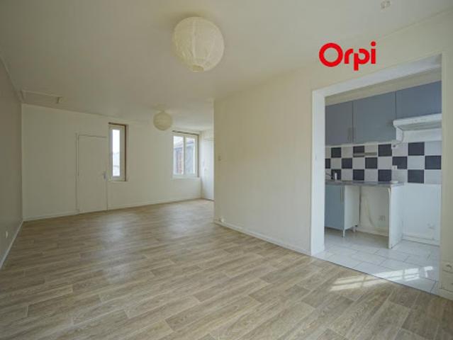 Location Appartement 2 pièces 65 m2 Bernay