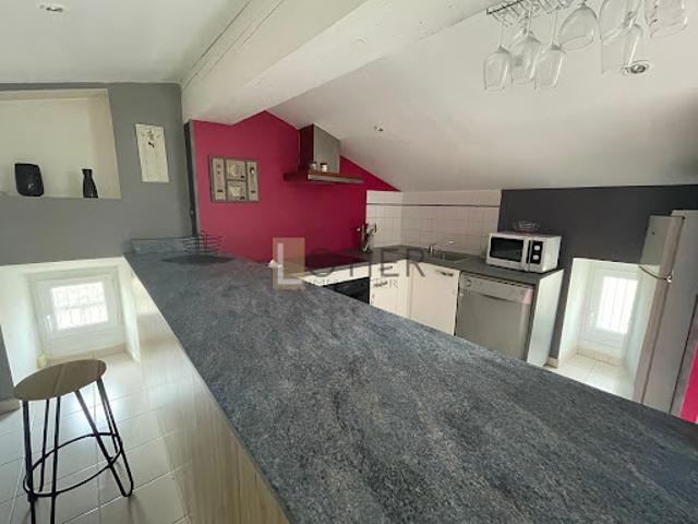 Location Appartement 2 pièces 65 m2 Pezens