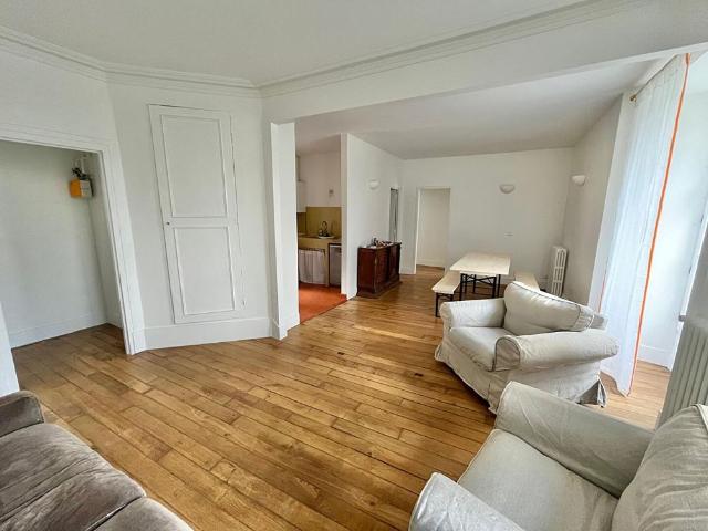 Location Appartement 2 pièces 65m² ST DENIS 93200