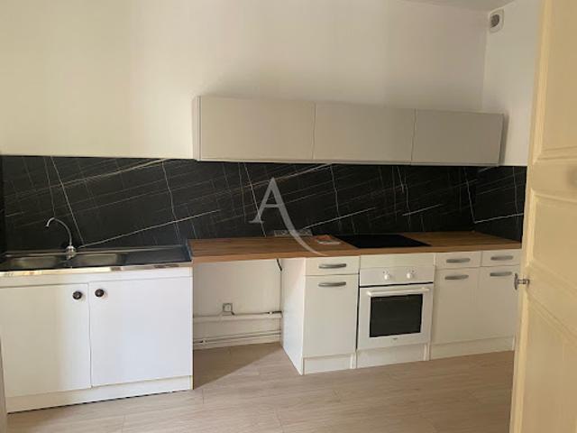 Location Appartement 2 pièces 66.85 m2 Bédarieux