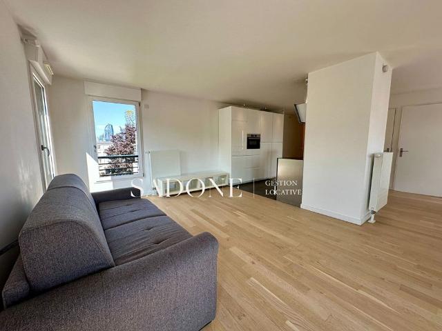Location Appartement 2 pièces 66,98 m² à Suresnes