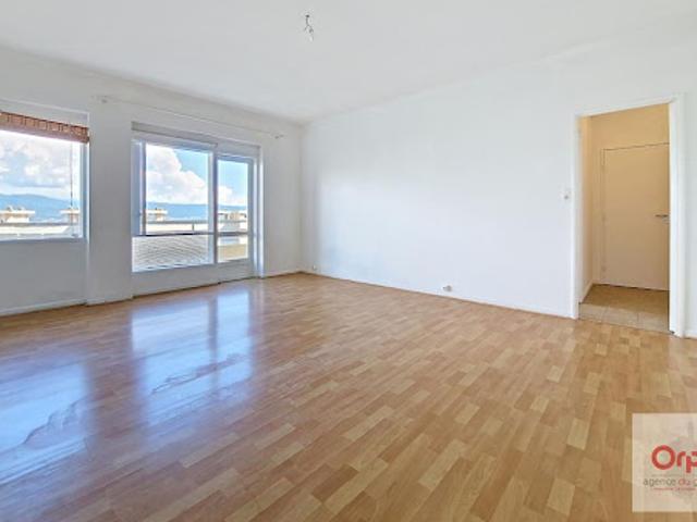 Location Appartement 2 pièces 66 m2 Ajaccio