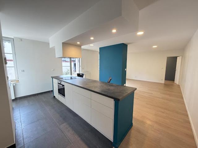 Location Appartement 2 pièces 66 m2 Saint Etienne