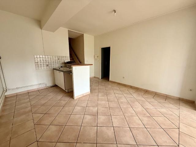 Location Appartement 2 pièces 66m²