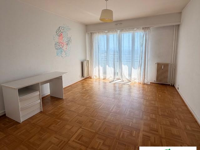 Location Appartement 2 pièces 66m² STRASBOURG 67000