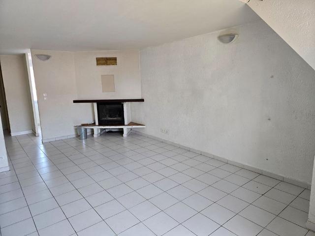 Location appartement 2 pièces, 68.00m², Albi
