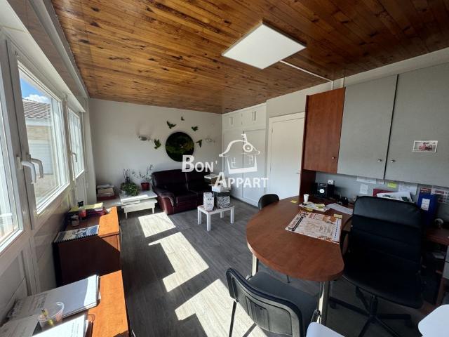 Location Appartement 2 pièces 68m² JOEUF 54240