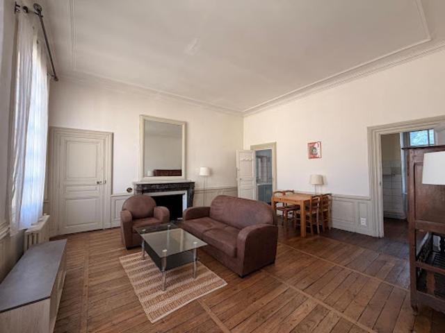 Location Appartement 2 pièces 69.2 m2 Bourges