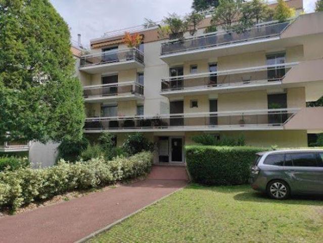 Location Appartement 2 pièces 69 m2 Clamart