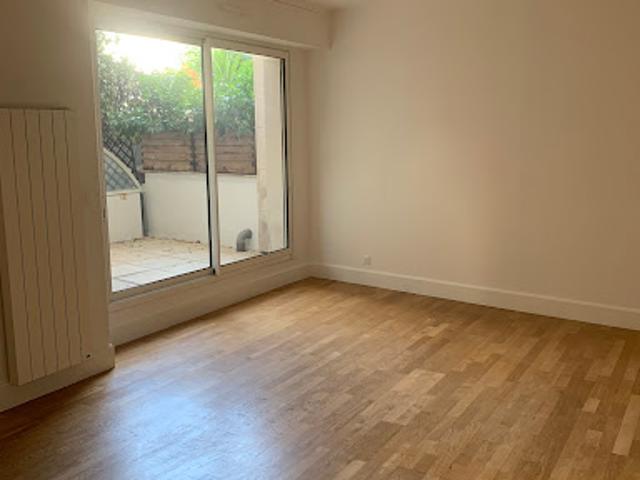Location Appartement 2 pièces 69 m2 Paris 16ème