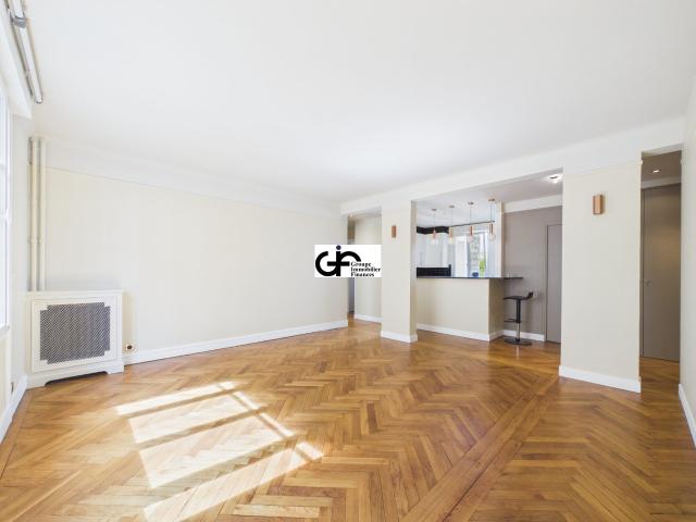 Location Appartement 2 pièces 69m² PARIS 16ème