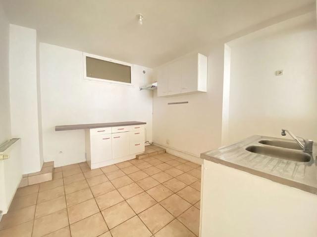 Location Appartement 2 pièces 73m² ELBEUF 76500