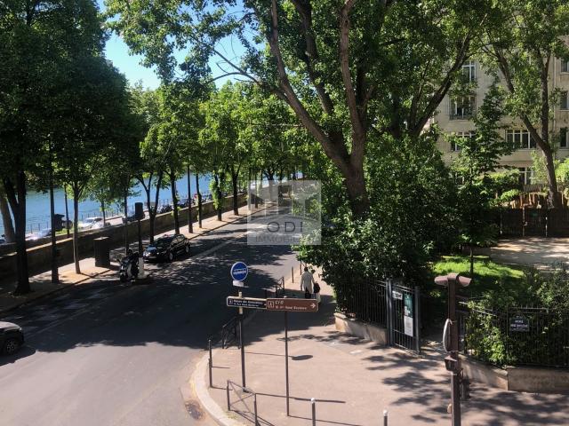 Location Appartement 2 pièces 73m² PARIS 16ème