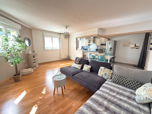 Location appartement 2 pièces, 70.00m², Metz