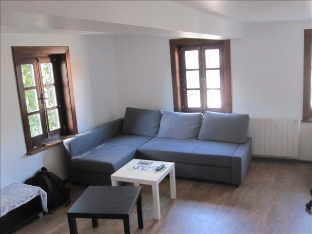 Location Appartement 2 pièces 70m²