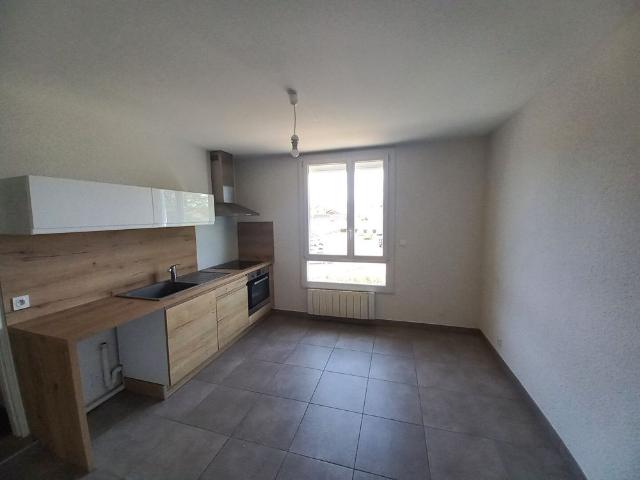 Location Appartement 2 pièces 70m²