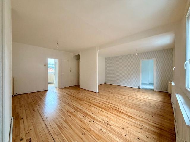 Location Appartement 2 pièces 70m²