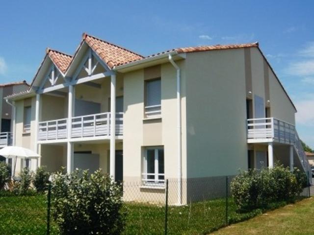 Location Appartement 2 pièces 70m² MONTREJEAU 31210