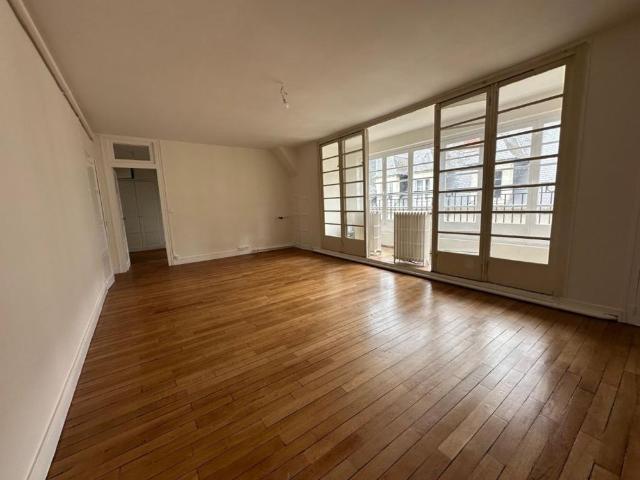Location Appartement 2 pièces 71m² BLOIS 41000