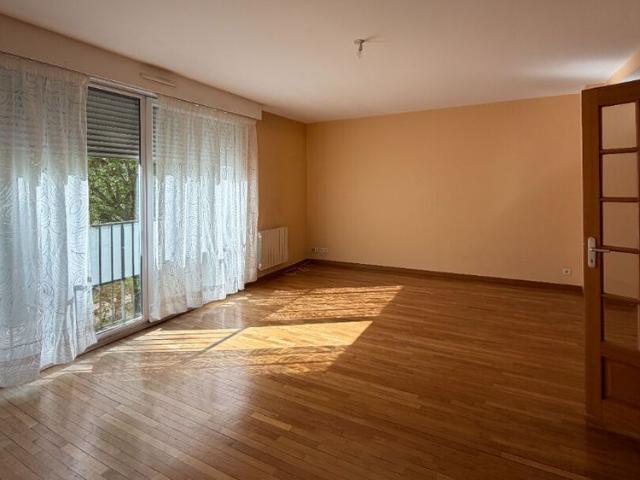Location Appartement 2 pièces 72m²