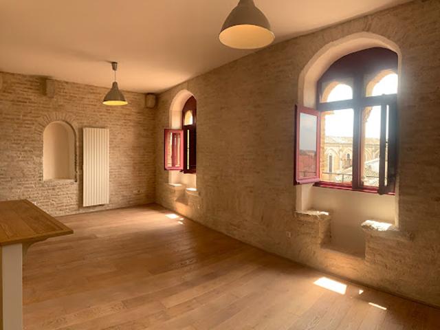 Location Appartement 2 pièces 77.023 m2 Caussade