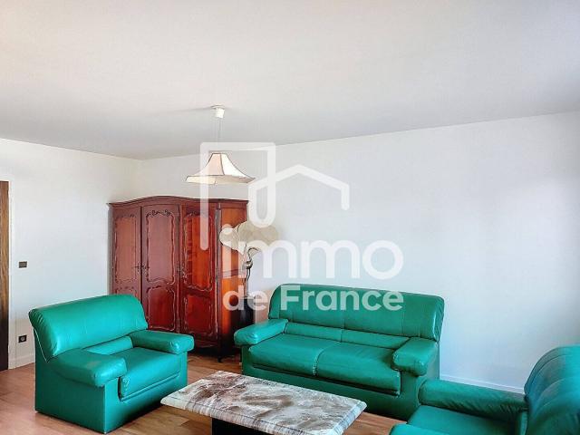Location appartement 2 pièces 77.34 m² à Oyonnax 01100 830 € / mois CC