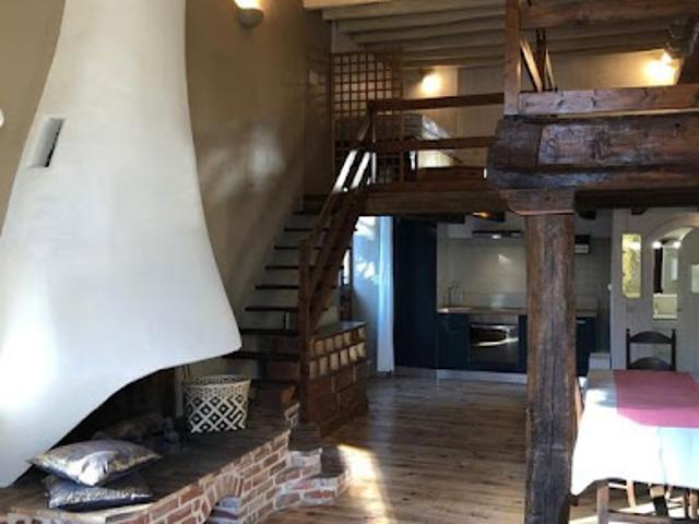 Location Appartement 2 pièces 75 m2 Saint Germain du Puy