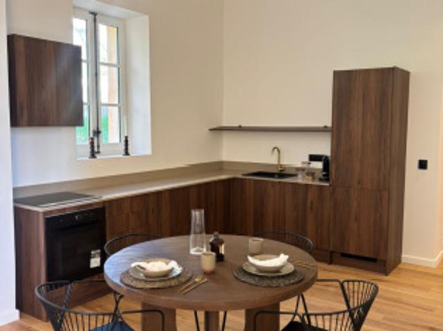 Location Appartement 2 pièces 78 m2 Aix en Provence