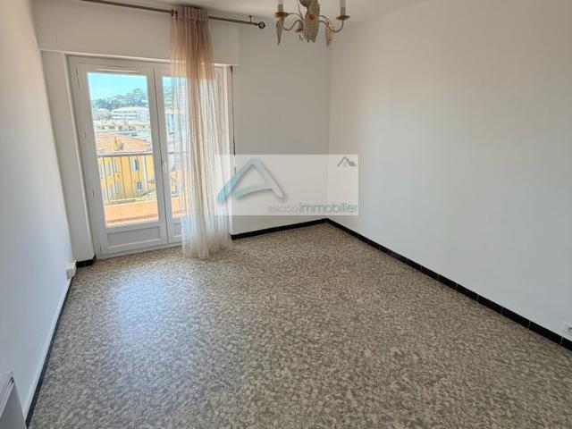 Location Appartement 2 pièces 80m² AJACCIO 20000