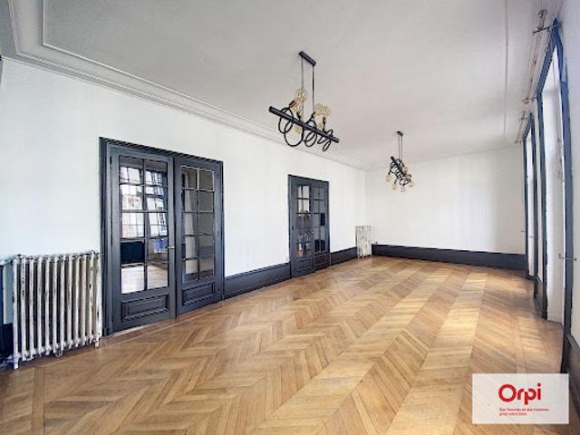 Location Appartement 2 pièces 81 m2 Montluçon