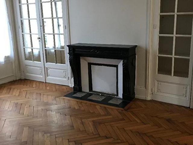 Location Appartement 2 pièces 90m² DEVILLE LES ROUEN 76250