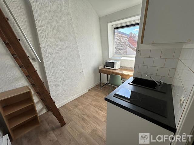 Location Appartement 2 pièces 9.57 m2 Reims