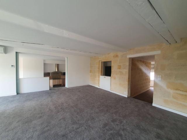 Location Appartement 2 pièces 129m² BORDEAUX 33000