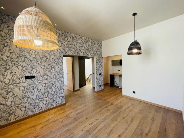 Location appartement 2 pièces 13006 Marseille