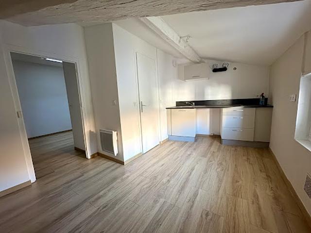 Location Appartement 2 pièces 20 m2 Beziers