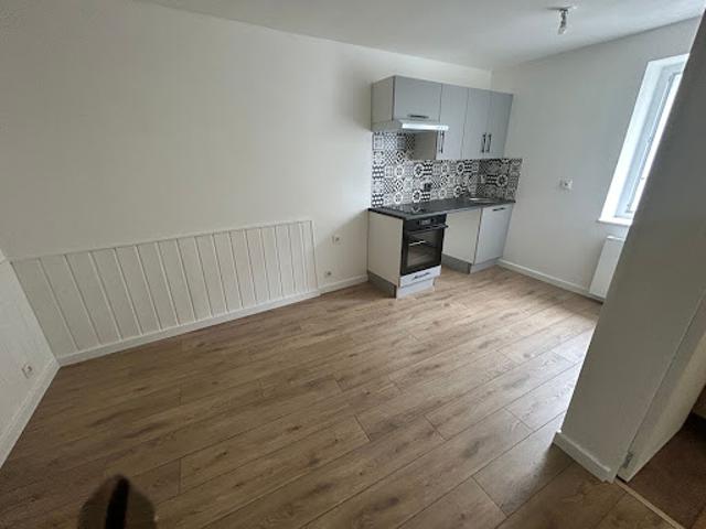 Location Appartement 2 pièces 21.9 m2 Quimper