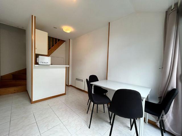 Location appartement 2 pièces, 22.14m², Bourges