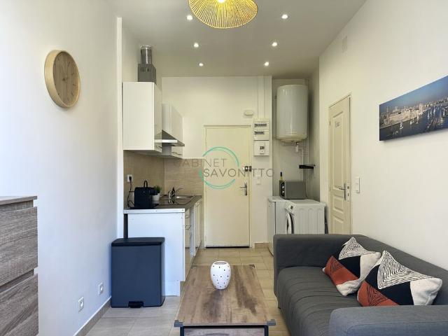 Location Appartement 2 pièces 22m² MARSEILLE 5ème