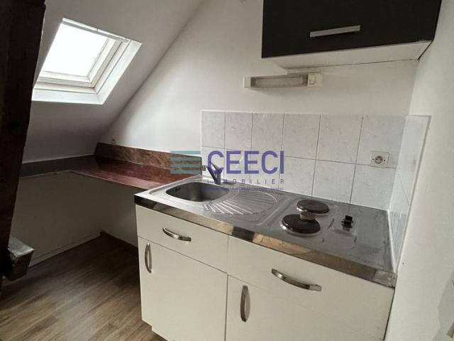 Location Appartement 2 pièces 22m² SOISSONS 02200