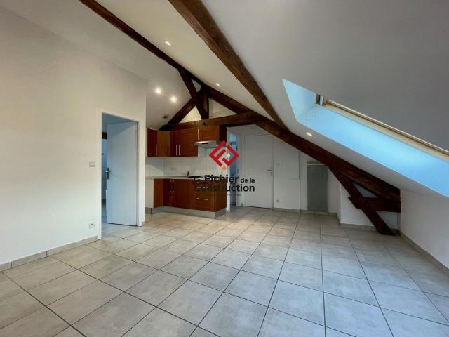 Location Appartement 2 pièces 22m² ST ISMIER 38330