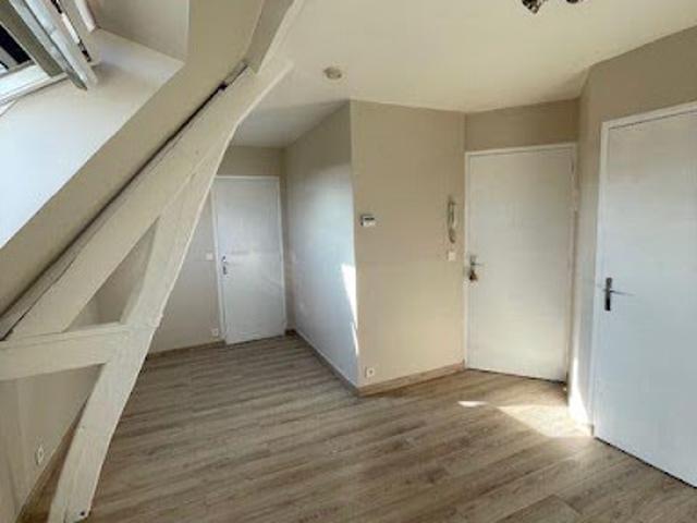 Location Appartement 2 pièces 27.73 m2 Chevincourt