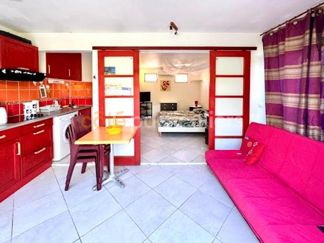 Location Appartement 2 pièces 27.97 m2 Saint François