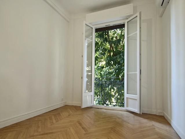 Location Appartement 2 pièces 27.26 m2 Nice