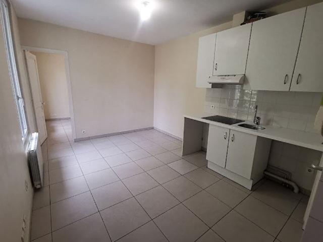 Location appartement 2 pièces, 27.28m², Le Bourget