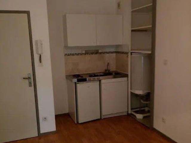 Location Appartement 2 pièces 27 m2 Tours